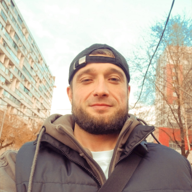 Александр  ищу
